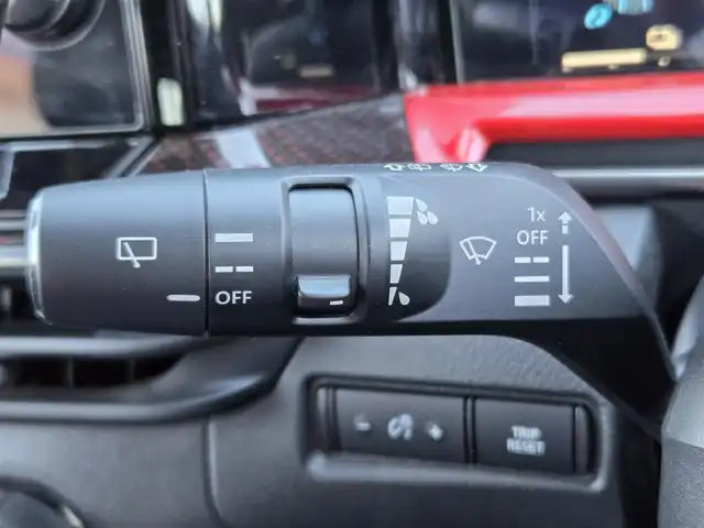 日産 オーラ ニスモ 鹿児島県 2023(令5)年 8.3万km スーパーブラック プロパイロット　/デジタルインナーミラー　/アラウンドビューモニター　/ＮＩＳＳＡＮコネクトナビ　/ＮＩＳＭＯ純正アルミホイール（１７インチ）　/ビルトインＥＴＣ２．０　/ＮＩＳＭＯ専用ハーフレザーシート/前後コーナーセンサー/Bluetoothオーディオ/フルセグテレビ/横滑り防止装置/レーンキープアシスト/プッシュスタート/スマートキー