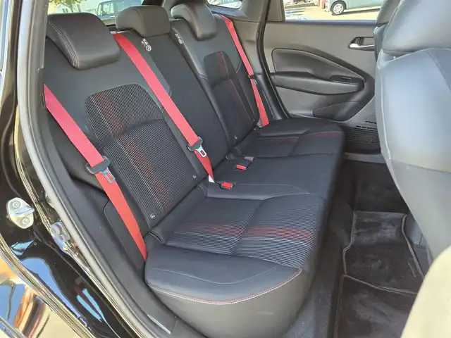 日産 オーラ ニスモ 鹿児島県 2023(令5)年 8.3万km スーパーブラック プロパイロット　/デジタルインナーミラー　/アラウンドビューモニター　/ＮＩＳＳＡＮコネクトナビ　/ＮＩＳＭＯ純正アルミホイール（１７インチ）　/ビルトインＥＴＣ２．０　/ＮＩＳＭＯ専用ハーフレザーシート/前後コーナーセンサー/Bluetoothオーディオ/フルセグテレビ/横滑り防止装置/レーンキープアシスト/プッシュスタート/スマートキー