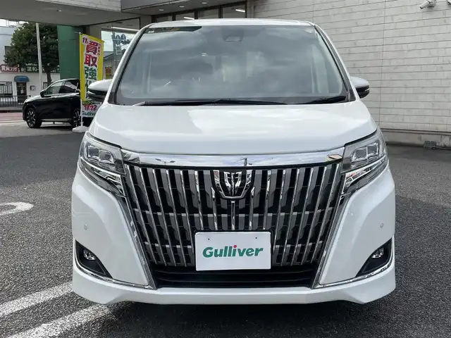 トヨタ エスクァイア Gi 大分県 2018(平30)年 7.8万km ホワイトパールクリスタルシャイン 〇ワンオーナー/〇純正メモリーナビ（NSZT-Y66T）/　CD/DVD/BT/ラジオ/フルセグ/〇純正フリップダウンモニター/〇社外17インチアルミホイール/〇バックカメラ/〇ETC/〇クルーズコントロール/〇ステアリングスイッチ/〇前後ドライブレコーダー/〇ウッドステアリング/〇アイドリングストップ/〇両側パワースライドドア/〇プリクラッシュセーフティシステム/〇レーンキープアシスト/〇オートハイビームアシスト/〇ウインカーミラー/〇クリアランスソナー/〇シートヒーター/〇フロアマット/〇ドアバイザー/〇プライバシーガラス/〇保証書/〇スペアキー