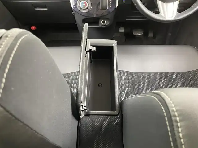 ダイハツ タント カスタムRSトップED VS SAⅢ 大分県 2019(平31)年 5万km ディープブルークリスタルマイカ 社外ナビ/・フルセグTV/・Bluetooth/アラウンドビューモニター/ドライブレコーダー/ハーフレザーシート/シートヒーター/スマートアシスト/両側パワースライドドア/ETC/USBポート/オートハイビーム/アイドリングストップ/プッシュスタート/スマートキー/スペアキー/後席サンシェード