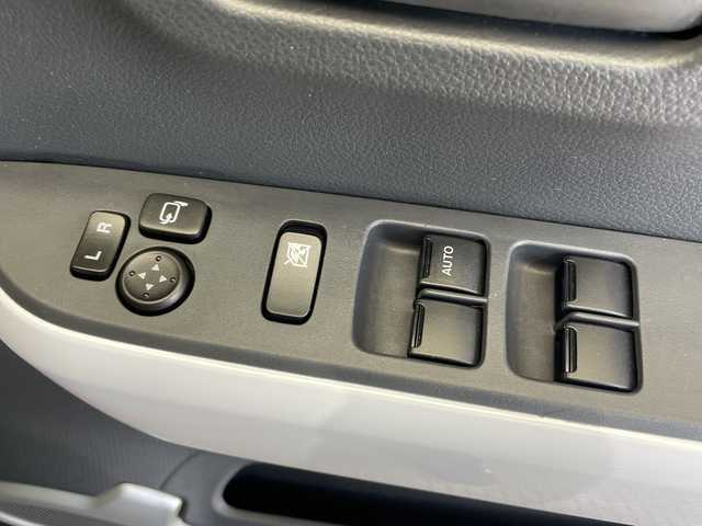 マツダ フレア クロスオーバー XS 栃木県 2018(平30)年 5万km フェニックスレッドパール/ブラック 社外ナビ/　（CD/DVD/フルセグTV）/バックカメラ/スズキセーフティサポート/・デュアルカメラブレーキサポート/・誤発進抑制機能/・車線逸脱抑制機能/・車線逸脱警報機能/ビルトインETC/前方ドライブレコーダー/前席シートヒーター/アイドリングストップ/前後コーナーセンサー/プッシュスタート/スマートキー×2/フロントフォグ/AW付きスタッドレス車載