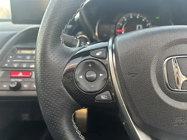 ホンダ Ｓ６６０ α 栃木県 2019(令1)年 3万km プレミアムスターホワイトP 純正メモリナビ/・Bluetooth/・USB/iPod/・AM.FM/バックカメラ/ETC/デジタルインナーミラー（前後ドラレコ機能付）/HKSマフラー（純正マフラー有）/無限シフト仕様/社外サスペンション（純正サス有）/USBポート/スマートキー/プッシュスタート/クルーズコントロール/革巻きステアリング/ステアリングスイッチ/LEDヘッドライト/オートライト/ハーフレザーシート/純正15インチAW/純正フロアマット/横滑り防止システム