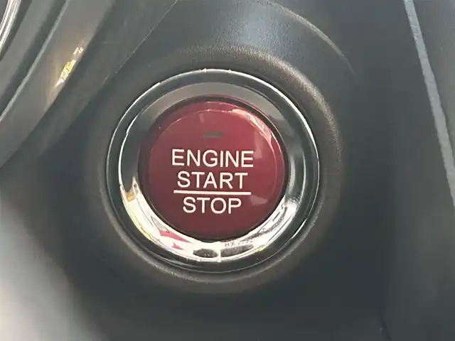 ホンダ Ｓ６６０ α 栃木県 2019(令1)年 3万km プレミアムスターホワイトP 純正メモリナビ/・Bluetooth/・USB/iPod/・AM.FM/バックカメラ/ETC/デジタルインナーミラー（前後ドラレコ機能付）/HKSマフラー（純正マフラー有）/無限シフト仕様/社外サスペンション（純正サス有）/USBポート/スマートキー/プッシュスタート/クルーズコントロール/革巻きステアリング/ステアリングスイッチ/LEDヘッドライト/オートライト/ハーフレザーシート/純正15インチAW/純正フロアマット/横滑り防止システム