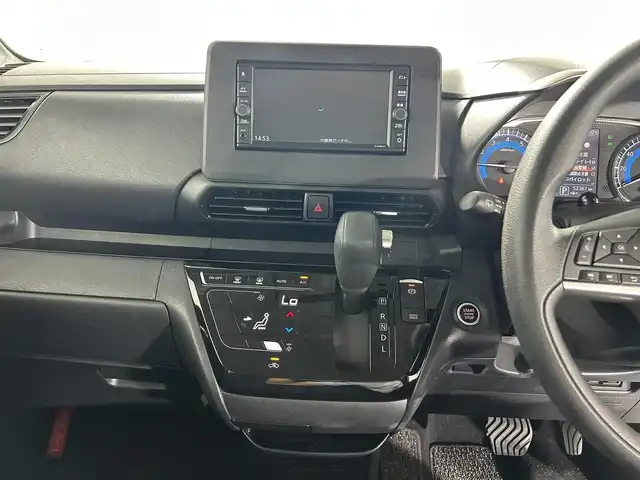 日産 ルークス HWS X プロパイロットED 佐賀県 2022(令4)年 5.3万km アトランティックブルー 純正7インチナビ/CD/フルセグTV/Bluetooth/両側パワースライドドア/全方位カメラ/プロパイロット/エマージェンシーブレーキ/車線逸脱防止/先行者発進告知/標識表示機能/ハンズフリースライドドア/電子パーキング/ブレーキホールド/純正フロアマット/ビルトインETC/スマートキー/スペアキー
