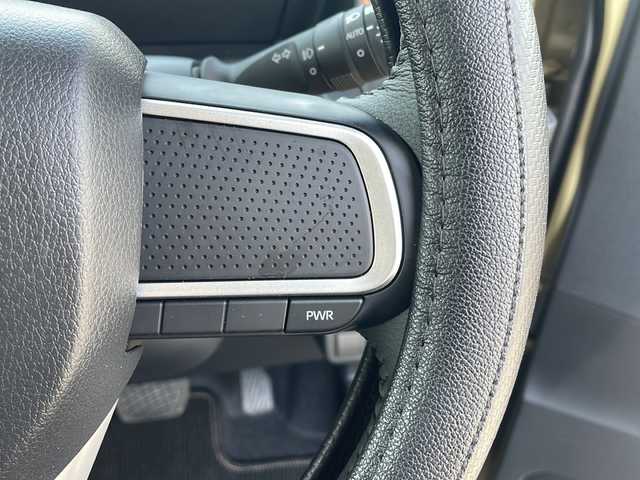 ダイハツ タント ファンクロスターボ 山口県 2024(令6)年 0.1万km サンドベージュメタリック ワンオーナー/(CD/DVD/Bluetooth/フルセグTV)/全周囲カメラ/前後ドライブレコーダー/ETC/両側パワースライドドア/衝突軽減ブレーキ/レーンキープアシスト/コーナーセンサー/前席シートヒーター/パーキングアシスト/ステアリングスイッチ/オートライト/オートハイビーム/LEDヘッドランプ/フォグランプ/プッシュスタート/スマートキー/アイドリングストップ/純正アルミホイール/純正フロアマット/取扱説明書/保証書