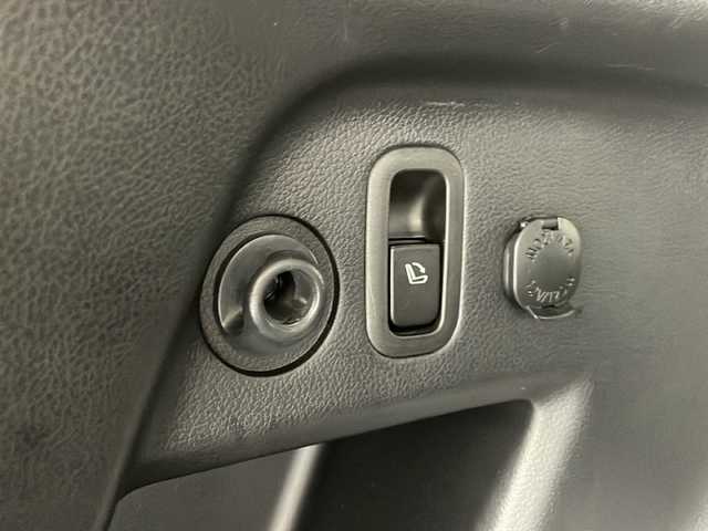 スバル フォレスター 2．0XT アイサイト 福岡県 2013(平25)年 11.2万km ディープシーブルーパール 社外7インチメモリナビ/・CD/DVD/BT/フルセグTV/・バックモニター/アイサイト/ハーフレザーシート/・パワーシート(D/N)/・シートヒーター(D/N)/ETC/革巻きステアリング/・パドルシフト/スマートキー/・プッシュスタート/純正18インチアルミホイール/純正フロアマット