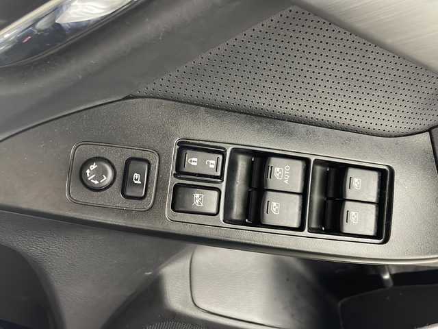 スバル フォレスター 2．0XT アイサイト 福岡県 2013(平25)年 11.2万km ディープシーブルーパール 社外7インチメモリナビ/・CD/DVD/BT/フルセグTV/・バックモニター/アイサイト/ハーフレザーシート/・パワーシート(D/N)/・シートヒーター(D/N)/ETC/革巻きステアリング/・パドルシフト/スマートキー/・プッシュスタート/純正18インチアルミホイール/純正フロアマット