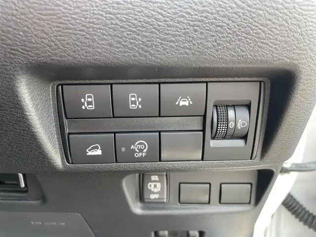 三菱 ｅＫクロススペース 富山県 2021(令3)年 2.4万km サラエボホワイト 純正ナビ/フルセグＴＶ/Bluetooth/DVD再生/アラウンドビューモニター/フロントカメラ/サイドカメラ/バックカメラ/両側パワースライドドア/ビルトインETC/シートヒーター/衝突軽減ブレーキ/レーンディパーチャーアラート/ドアバイザー/フロアマット