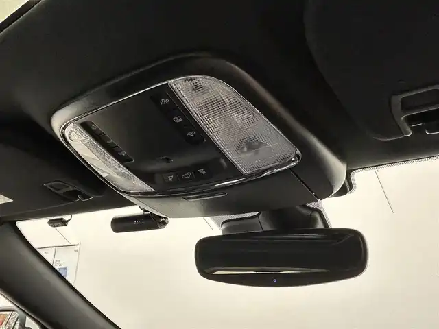 クライスラー・ジープ ジープ グランドチェロキー 岡山県 2019(平31)年 4.3万km ストーンホワイト 純ナビ　/ＵＳＢ　/ＢＴ　/ＤＴＶ　/ＡＣＣ　/シートヒータ　/シートクーラ　/ＳＲ　/ＰＷシート　/本革シート　/ＰＷテールゲート　/ドラレコ　/ダウンヒルアシスト　/走行モード　/エアサスペンション　/パドルシフト