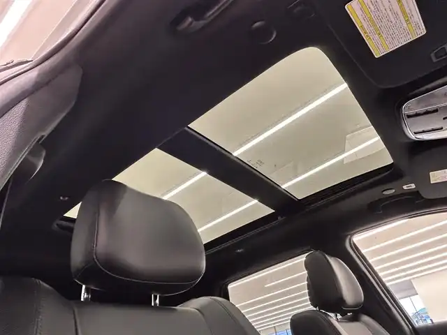 クライスラー・ジープ ジープ グランドチェロキー 岡山県 2019(平31)年 4.3万km ストーンホワイト 純ナビ　/ＵＳＢ　/ＢＴ　/ＤＴＶ　/ＡＣＣ　/シートヒータ　/シートクーラ　/ＳＲ　/ＰＷシート　/本革シート　/ＰＷテールゲート　/ドラレコ　/ダウンヒルアシスト　/走行モード　/エアサスペンション　/パドルシフト