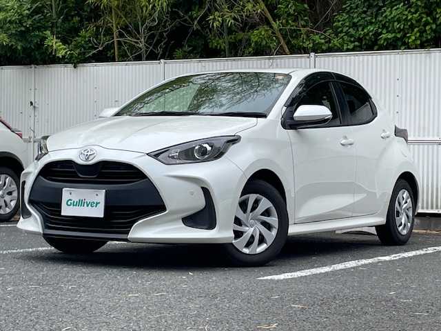 トヨタ ヤリス X 茨城県 2021(令3)年 5.2万km ホワイトパールクリスタルシャイン ワンオーナー　/ナビ付ディスプレイオーディオ　/社外前後ドラレコ　/バックカメラ　/コーナーセンサー　/プリクラッシュセーフティー/オートマチックハイビーム/ハンズフリー対応　/Bluetooth　/Miracast/ＵＳＢポート×１　/スマートキー