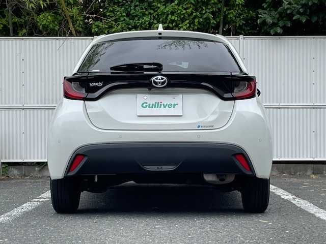 トヨタ ヤリス X 茨城県 2021(令3)年 5.2万km ホワイトパールクリスタルシャイン ワンオーナー　/ナビ付ディスプレイオーディオ　/社外前後ドラレコ　/バックカメラ　/コーナーセンサー　/プリクラッシュセーフティー/オートマチックハイビーム/ハンズフリー対応　/Bluetooth　/Miracast/ＵＳＢポート×１　/スマートキー
