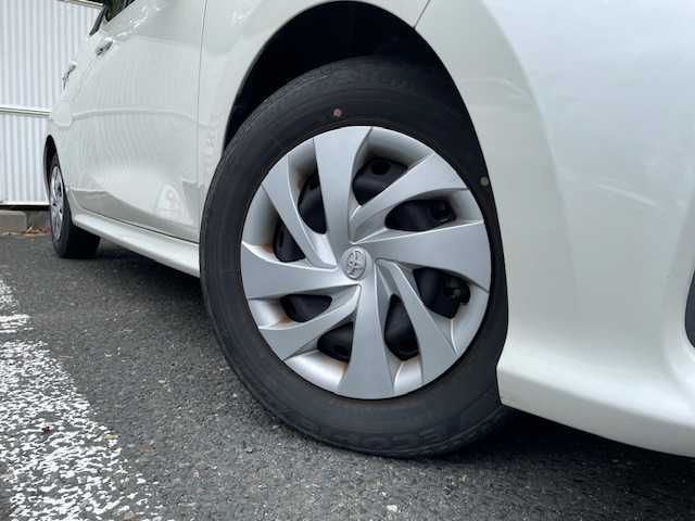 トヨタ ヤリス X 茨城県 2021(令3)年 5.2万km ホワイトパールクリスタルシャイン ワンオーナー　/ナビ付ディスプレイオーディオ　/社外前後ドラレコ　/バックカメラ　/コーナーセンサー　/プリクラッシュセーフティー/オートマチックハイビーム/ハンズフリー対応　/Bluetooth　/Miracast/ＵＳＢポート×１　/スマートキー