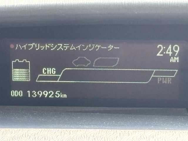 トヨタ プリウス S 福岡県 2012(平24)年 14万km ブラック 社外SDナビゲーション/（フルセグTV/CD/DVD/BT/SD）/バックカメラ/社外エアロ（フロントのみ）/ステアリングリモコン/ETCビルトイン/電動格納ミラー/社外15インチアルミホイール/HIDヘッドライト/フォグライト/スマートキー/プッシュスタート/フロアマット/純正荷室フロアマット/ドアバイザー/取扱説明書/ナビ説明書/保証書