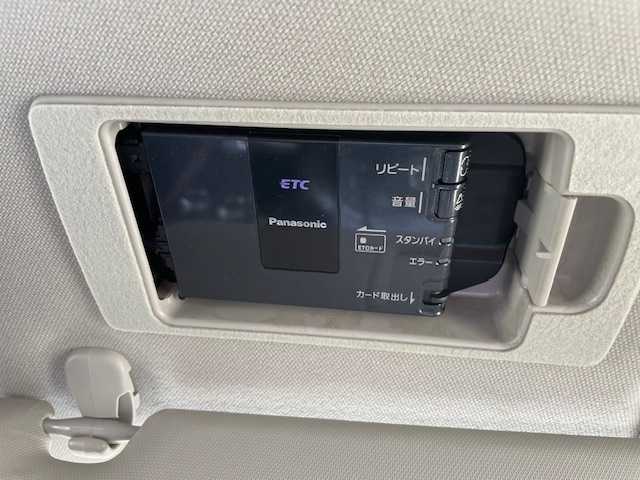 マツダ ＣＸ－３ XD ツーリング 三重県 2016(平28)年 9.3万km クリスタルホワイトパールマイカ メーカーオプション/・BOSEサウンドシステム/・CD/DVD/地デジTV/セーフティクルーズパッケージ/・スマートブレーキサポート/・レーダークルーズコントロール/・車線逸脱警報システム/・ハイビームコントロールシステム/前進時スマートシティブレーキサポート/AT誤発進抑制制御/ブラインドスポットモニタリング/純正SDナビ/フルセグTV/【CD/DVD/Bluetooth/USB/AUX】/バックカメラ/ETC/パドルシフト/ヘッドアップディスプレイ/ハーフレザーシート/オートライト/LEDヘッドランプ/シグネチャーLEDランプ/215/50R18インチ純正AW/プッシュスタート/スマートキー/スペアキー/純正フロアマット