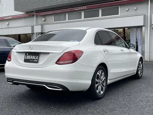 メルセデス・ベンツ Ｃ２００ アバンギャルド 東京都 2017(平29)年 6.4万km ポーラホワイト レーダーセーフティパッケージ/LEDヘッドライト/地デジ/バックカメラ/前席シートヒーター /運転席メモリ付きパワーシート/ハーフレザー/パークトロニック /純正ナビ/ETC2.0/パドルシフト/キーレスゴー /保証書/取扱説明書
