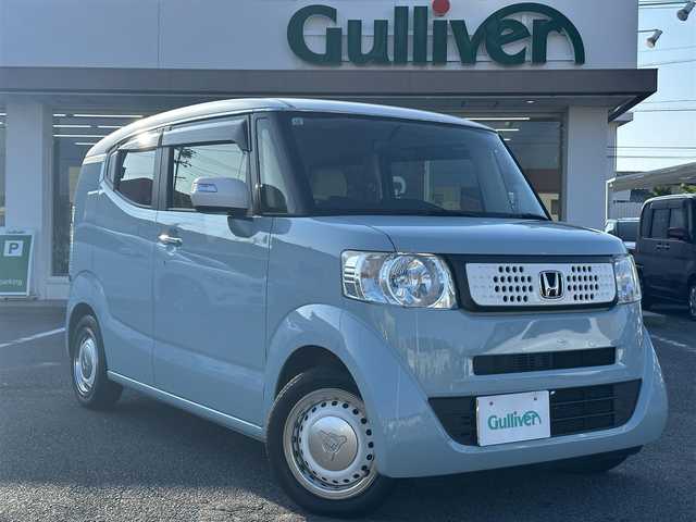 ホンダ Ｎ ＢＯＸ スラッシュ G Lインテリアカラーパッケージ 三重県 2017(平29)年 8.8万km ライトブルーⅡ ♪♪ワンオーナー♪♪/♪♪ホワイトルーフ♪♪/♪登録時走行距離87540km/♪ストラーダナビ　/　・フルセグTV/　・ブルーレイ/DVD再生/　・Bluetooth /　・録音/　・USB/♪バックカメラ/♪スマートキー/♪プッシュスタート/♪HIDヘッドライト/♪オートライト/♪電動パーキングスイッチ/♪充電用USBポートx２/♪ビルトイン ETC/♪オートリトラクタブルミラー/♪ウィンカーミラー /♪革巻きステアリング/♪ステアリングスイッチ/♪ECON/♪フロアマット/♪ドアバイザー/♪プライバシーガラス/♪横滑り防止機能