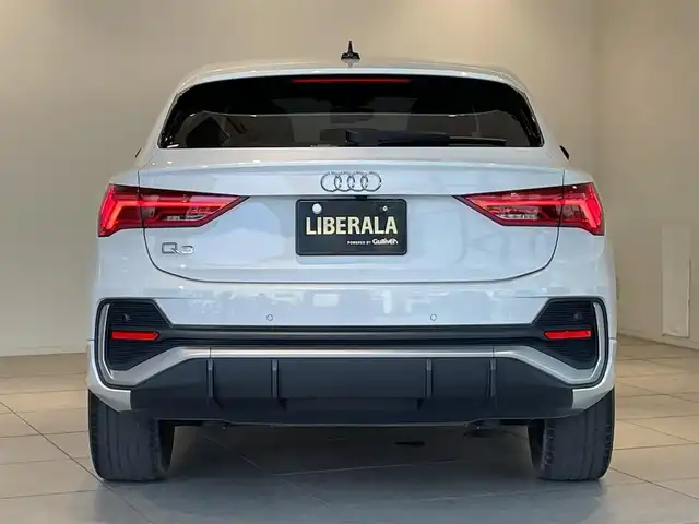 アウディ Ｑ３ SB 35TFSI Sライン 愛知県 2020(令2)年 5.5万km パール アシスタンスＰＫＧ　/ベーシックＰＫＧ　/プラスＰＫＧ　/バーチャルコクピット　/レザーシート/シートヒーター/ＭＭＩナビゲーション　/Ｂｌｕｅｔｏｏｔｈ　/３６０度カメラ　/フルセグＴＶ　/ＡＣＣ　/ＬＫＡ　/ＬＤＷ　/ＢＳＭ　/ドライブレコーダー/ＥＴＣ２．０/レザーシート/パワーバックドア/プッシュスタート/ウィンカーミラー/アイドリングストップ