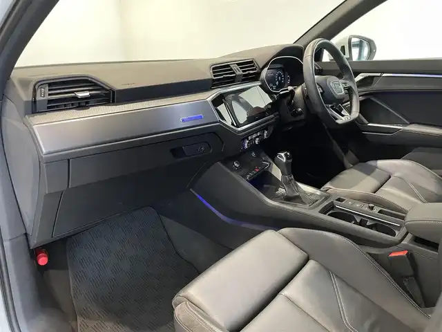 アウディ Ｑ３ SB 35TFSI Sライン 愛知県 2020(令2)年 5.5万km パール アシスタンスＰＫＧ　/ベーシックＰＫＧ　/プラスＰＫＧ　/バーチャルコクピット　/レザーシート/シートヒーター/ＭＭＩナビゲーション　/Ｂｌｕｅｔｏｏｔｈ　/３６０度カメラ　/フルセグＴＶ　/ＡＣＣ　/ＬＫＡ　/ＬＤＷ　/ＢＳＭ　/ドライブレコーダー/ＥＴＣ２．０/レザーシート/パワーバックドア/プッシュスタート/ウィンカーミラー/アイドリングストップ