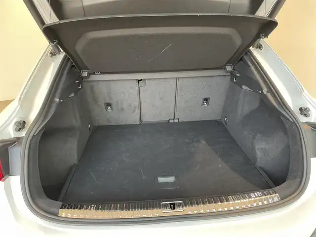 アウディ Ｑ３ SB 35TFSI Sライン 愛知県 2020(令2)年 5.5万km パール アシスタンスＰＫＧ　/ベーシックＰＫＧ　/プラスＰＫＧ　/バーチャルコクピット　/レザーシート/シートヒーター/ＭＭＩナビゲーション　/Ｂｌｕｅｔｏｏｔｈ　/３６０度カメラ　/フルセグＴＶ　/ＡＣＣ　/ＬＫＡ　/ＬＤＷ　/ＢＳＭ　/ドライブレコーダー/ＥＴＣ２．０/レザーシート/パワーバックドア/プッシュスタート/ウィンカーミラー/アイドリングストップ