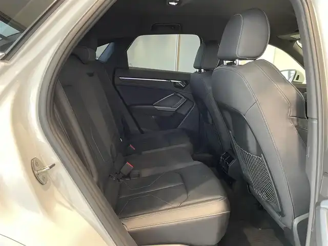アウディ Ｑ３ SB 35TFSI Sライン 愛知県 2020(令2)年 5.5万km パール アシスタンスＰＫＧ　/ベーシックＰＫＧ　/プラスＰＫＧ　/バーチャルコクピット　/レザーシート/シートヒーター/ＭＭＩナビゲーション　/Ｂｌｕｅｔｏｏｔｈ　/３６０度カメラ　/フルセグＴＶ　/ＡＣＣ　/ＬＫＡ　/ＬＤＷ　/ＢＳＭ　/ドライブレコーダー/ＥＴＣ２．０/レザーシート/パワーバックドア/プッシュスタート/ウィンカーミラー/アイドリングストップ