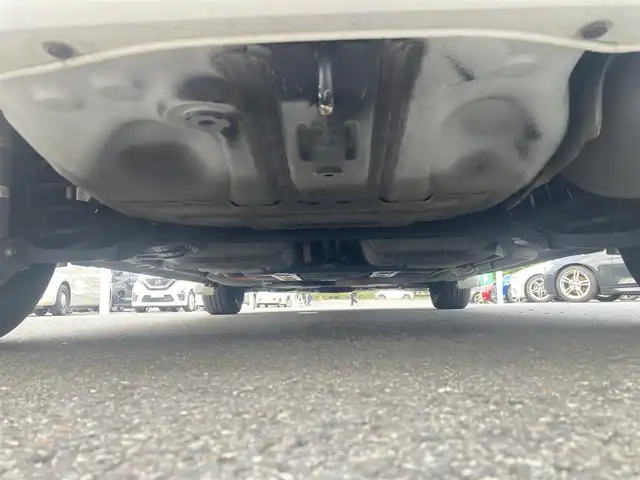 ホンダ フィット e:HEVホーム 栃木県 2020(令2)年 12.8万km プラチナホワイトパール ホンダセンシング/純正ナビ/AM/FM/CD/USB/Bluetooth/バックカメラ/ETC/ナビ連動前後ドライブレコーダー/アダプティブクルーズコントロール/ステアリングリモコン/スマートキー×2/ハーフレザーシート/革巻きステアリング/電子パーキングブレーキ/純正フロアマット/保証書/取説/ワンオーナー