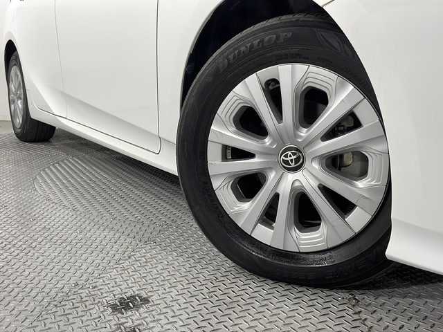 トヨタ プリウス S 広島県 2020(令2)年 4.2万km スーパーホワイトⅡ 社外ナビ/バックカメラ/セーフティセンス/・プリクラッシュセーフティ/・レーンディパーチャーアラート/・レーダークルーズコントロール/・オートマチックハイビーム/LEDヘッドランプ/ETC/前後ドライブレコーダー/スマートキー/スペアキー