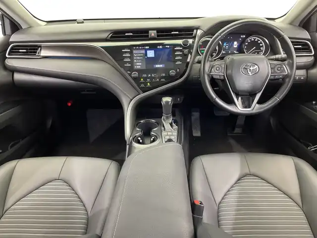 トヨタ カムリ WS 栃木県 2020(令2)年 3.1万km プラチナホワイトパールマイカ 純正ナビ/(Bluetooth/フルセグTV/USB)/バックカメラ/トヨタセーフティーセンス/衝突軽減ブレーキ/車線逸脱警報/オートマチックハイビーム/先行車発進お知らせ機能/BSM/コーナーセンサー/ETC2.0/前後ドラレコ/ハーフレザーシート/オートライト/LEDヘッドライト/横滑り防止装置/AC100V電源/フォグランプ/スマートキー/プッシュスタート/ステアリングスイッチ/ウィンカーミラー/電動格納ミラー/純正18インチアルミホイール/社外フロアマット