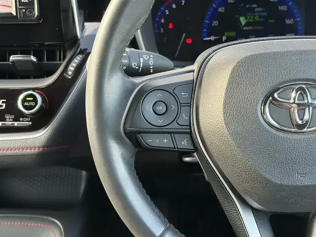 トヨタ カローラ スポーツ ハイブリッドG Z 三重県 2019(平31)年 5万km オキサイドブロンズM ワンオーナー /登録時走行距離４９７６０km/♪トヨタセーフティセンス/　・プリクラッシュセーフティ(PCS)/　・レーントレーシングアシスト(LTA)/　・ロードサインアシスト(RSA)/　・レーダークルーズコントロール(全車速追従機能付き)/　・ブラインドスポットモニター(BSM)/　・クリアランスソナー/　・パーキングサポートブレーキ(PKSB)/　・ドライブモードセレクトスイッチ/♪純正ナビ/　・Bluetooth・DTV・CD再生・AUX/♪バックガイドカメラ/♪スマートキーx２/♪プッシュスタート/♪LEDヘッドライト/♪LEDフォグライト/♪オートマチックハイビーム/♪オートライト/♪ドライブレコーダー/♪革巻きステアリング/♪ステアリングスイッチ/♪オートリトラクタブルミラー/♪ウィンカーミラー/♪電子パーキングブレーキ/♪オートブレーキホールド/♪充電用USBポート/♪ビルトインETC/♪ドアバイザー/♪プライバシーガラス/♪ライトレベリング/♪横滑り防止機能/♪サイド/カーテン/ニーエアバック