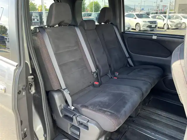 日産 セレナ ニスモ 奈良県 2018(平30)年 3.2万km ダークメタルグレー/ダイヤモンドブラック 純正９インチナビ（MM517D-L）/フルセグＴＶ/CD/DVD/Blu-ray/BT/AUX/USB/SD/バックカメラ　/ハンズフリーパワースライドドア　/ＥＴＣ　/追従型クルーズコントロール　/前後コーナーセンサー　/ドライブレコーダー　/ＬＥＤヘッドライト　/プロパイロット　/スマートキー/純正17インチアルミホイール/ニスモフロアマット/ニスモドアバイザー/AUTOHOLD