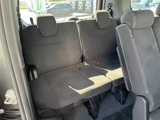 日産 セレナ ニスモ 奈良県 2018(平30)年 3.2万km ダークメタルグレー/ダイヤモンドブラック 純正９インチナビ（MM517D-L）/フルセグＴＶ/CD/DVD/Blu-ray/BT/AUX/USB/SD/バックカメラ　/ハンズフリーパワースライドドア　/ＥＴＣ　/追従型クルーズコントロール　/前後コーナーセンサー　/ドライブレコーダー　/ＬＥＤヘッドライト　/プロパイロット　/スマートキー/純正17インチアルミホイール/ニスモフロアマット/ニスモドアバイザー/AUTOHOLD