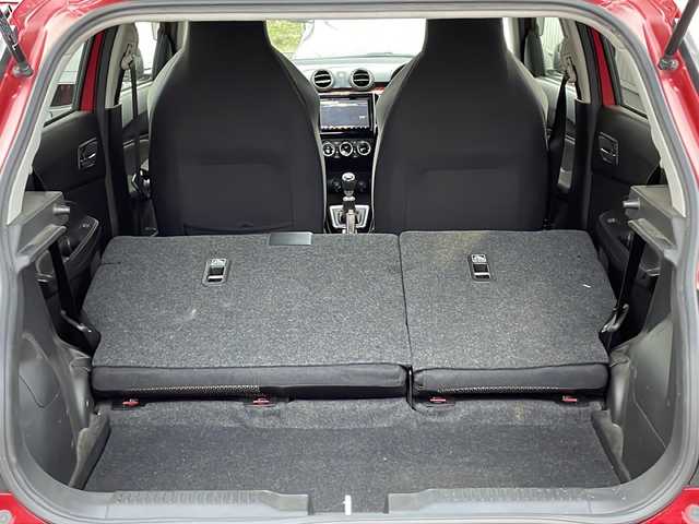 スズキ スイフト スポーツ セーフティPKG 栃木県 2019(平31)年 9.3万km バーニングレッドPM 純正SDナビ/・CN-RZ846/・Bluetooth CD DVD/・TV　フルセグ/・アラウンドビューモニター/追従式クルーズコントロール/ドライブレコーダー/ETC/プッシュスタート/スマートスペアキー/衝突被害軽減システム/レーンキープアシスト/LEDヘッドライト