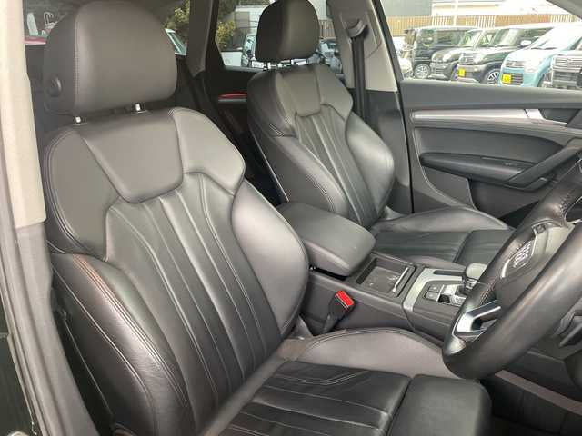 アウディ Ｑ５ Sライン ダイナミックリミテッド 福岡県 2019(令1)年 8.2万km ミトスブラックメタリック 純正ナビ・AM/FM/フルTV・Bluetooth・USB/ハンズフリー/ドラレコ（前）SDなし/純正フロアマット/電動格納ミラー/クルーズコントロール/フォグランプ/パドルシフト/アイドリングストップ/パーキングアシスト/パーキングセンサー/横滑り防止/シートヒーター（全席）/ダウンヒルアシスト/パワーシート/電動リアゲート/保証書/取扱説明書