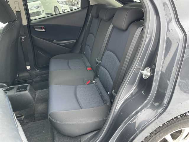 マツダ デミオ XD 道央・札幌 2015(平27)年 9.6万km メテオグレーマイカ 4WD/ワンオーナー/純正メモリーナビ/AM/FM/BT/SD/CD/DVD/フルセグ/衝突被害軽減ブレーキ/横滑り防止装置/バックカメラ/アイドリングストップ/ステアリングリモコン/MTモード付AT/プッシュスタート/スマートキー/ハロゲンヘッドライト/ヘッドライトレベライザー/電動格納ミラー/社外フロアマット/ドアバイザー