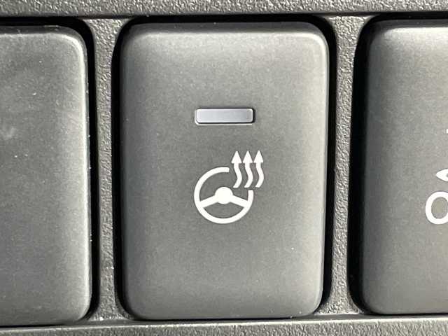 三菱 デリカＤ：５ シャモニー 神奈川県 2025(令7)年 0.1千km グラファイトグレーメタリック/ブラックマイカ 登録済未使用車/e-Assist/社外11型ナビ【EX11NX】/マルチアラウンドモニター/4WD/AC100V/両側電動スライドドア/パワーバックドア/アイドリングストップ機能/ECOモード/ハーフレザーシート/パワーシート(D)/シートヒーター(D/N)/電動サイド/オートブレーキホールド/革巻きステアリング/ステアリングスイッチ/パドルシフト/Autoライト/スマートキー/スペアキー/プッシュスタートボタン/LEDヘッドライト/フォグランプ/電動格納ミラー/ウィンカーミラー/純正18インチアルミホイール