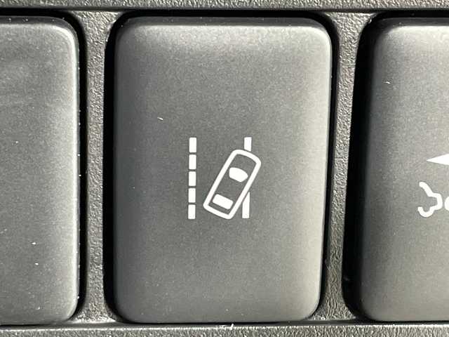 三菱 デリカＤ：５ シャモニー 神奈川県 2025(令7)年 0.1千km グラファイトグレーメタリック/ブラックマイカ 登録済未使用車/e-Assist/社外11型ナビ【EX11NX】/マルチアラウンドモニター/4WD/AC100V/両側電動スライドドア/パワーバックドア/アイドリングストップ機能/ECOモード/ハーフレザーシート/パワーシート(D)/シートヒーター(D/N)/電動サイド/オートブレーキホールド/革巻きステアリング/ステアリングスイッチ/パドルシフト/Autoライト/スマートキー/スペアキー/プッシュスタートボタン/LEDヘッドライト/フォグランプ/電動格納ミラー/ウィンカーミラー/純正18インチアルミホイール