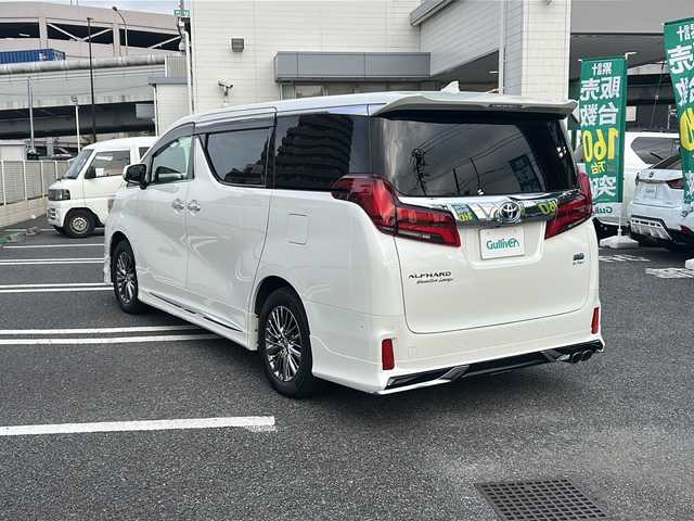 トヨタ アルファードハイブリット エグゼクティブ ラウンジ S 東京都 2022(令4)年 2.8万km ホワイトパールクリスタルシャイン 純正ナビ/CD/DVD/BT/フルセグテレビ/JBLサウンド/バックカメラ/全方位カメラ/フリップダウンモニター/ウィンカーミラー/オットマン/クルーズコントロール/サンルーフ/プッシュスタート/両側パワースライドドア/パワーバックドア/ビルトインETC2.0/LEDヘッドライト/レザーシート/全席パワーシート/全席シートヒーター/エアーシート/前後コーナーセンサー/前後ドライブレコーダー/デジタルインナーミラー/プリクラッシュセーフティ/ブラインドスポットモニター/モデリスタエアロ