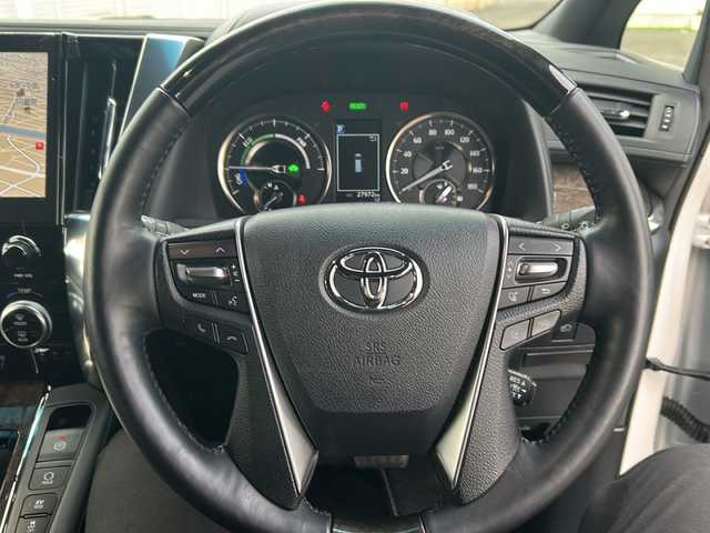 トヨタ アルファードハイブリット エグゼクティブ ラウンジ S 東京都 2022(令4)年 2.8万km ホワイトパールクリスタルシャイン 純正ナビ/CD/DVD/BT/フルセグテレビ/JBLサウンド/バックカメラ/全方位カメラ/フリップダウンモニター/ウィンカーミラー/オットマン/クルーズコントロール/サンルーフ/プッシュスタート/両側パワースライドドア/パワーバックドア/ビルトインETC2.0/LEDヘッドライト/レザーシート/全席パワーシート/全席シートヒーター/エアーシート/前後コーナーセンサー/前後ドライブレコーダー/デジタルインナーミラー/プリクラッシュセーフティ/ブラインドスポットモニター/モデリスタエアロ