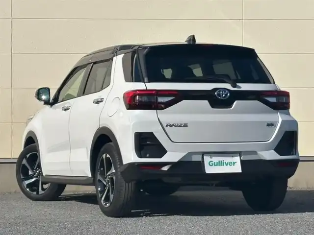 トヨタ ライズ Z 茨城県 2024(令6)年 1.2万km ブラックマイカメタリック/シャイニングホワイトパール 純正ディスプレイオーディオ/　(AM/FM/USB/Bluetooth/フルセグ)/全方位カメラ/前後ドライブレコーダー/レーダークルーズコントロール/ETC2.0/LEDヘッドライト/シートヒーター/前後コーナーセンサー/レーンキープアシスト/パワーステアリング/オートライト/純正アルミホイール/W+サイドエアバック/カーテンエアバック