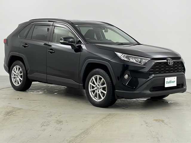 トヨタ ＲＡＶ４ X 道央・札幌 2019(令1)年 7.3万km アティチュードブラックマイカ ・4WD/・社外ナビ＆TV＆BT＆CD＆DVD/・寒冷地仕様/・トヨタセーフティセンス/・プリクラッシュセーフティ/・レーントレーシングアシスト/・レーダークルーズコントロール/・ロードサインアシスト/・先行車発進告知機能/・横滑り防止装置/・電動パーキングブレーキ/・オートブレーキホールド/・社外ドライブレコーダー前後/・社外エンジンスターター/・ETC/・社外AW付夏タイヤ積載/・LEDヘッドライト/・フォグ/・スペアキー