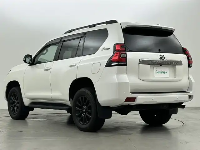トヨタ ランドクルーザー プラド TX-L 70thアニバーサリーLTD 福岡県 2022(令4)年 3.9万km ホワイトパールクリスタルシャイン サンルーフ　/純正ナビ　/全方位カメラ　/ビルトインＥＴＣ２．０　/ＡＣＣ　/コーナーセンサー　/衝突軽減ブレーキ　/レーンキープ　/ＢＳＭ　/ＭＴモード付　/本革　/シートヒーター／ベンチレーション　/パワーシート　/ＬＥＤ