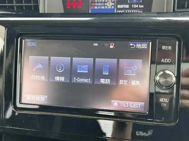 トヨタ ルーミー カスタムG 群馬県 2020(令2)年 12.2万km ブラックマイカメタリック (株)IDOMが運営する【じしゃロン伊勢崎店】の自社ローン専用車両になりますこちらは現金またはオートローンご利用時の価格です。自社ローンご希望の方は別途その旨お申付け下さい/純正SDナビ/フルセグTV＆バックカメラ/純正フロアマット/純正ドアバイザー/純正14インチアルミ/純正LEDヘッドライト/純正フォグランプ/スマートキー/オートライト/コーナーセンサー/両側パワースライド/ビルトインETC