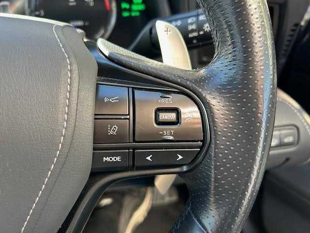 レクサス ＬＣ 500h Lパッケージ 埼玉県 2017(平29)年 4.5万km ブラック パノラマルーフ/純正HDDナビ/バックカメラ/フルセグTV/CD/DVD再生/ETC2.0/ミュージックサーバー（HDD録音）/Bluetooth/USB/AUX接続/パドルシフト/レーダークルーズコントロール/カラーヘッドアップディスプレイ/シートメモリー/本革シート/パワーシート（D/N）/シートヒーター（D/N）/シートベンチレーション（D/N）/純正フロアマット/純正21インチアルミホイール/LEDヘッドライト/オートマチックハイビーム/コーナーセンサー/横滑り防止装置/衝突軽減ブレーキ/レーンキープアシスト/ブラインドスポットモニター/電動パーキングブレーキ/ブレーキホールド/ドライブレコーダー（前）