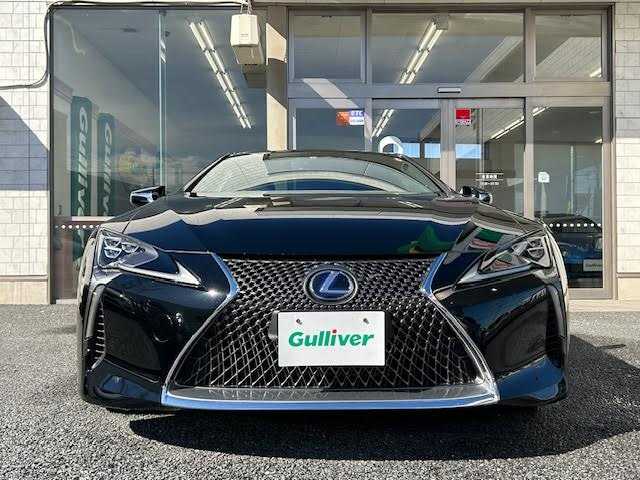 レクサス ＬＣ 500h Lパッケージ 埼玉県 2017(平29)年 4.5万km ブラック パノラマルーフ/純正HDDナビ/バックカメラ/フルセグTV/CD/DVD再生/ETC2.0/ミュージックサーバー（HDD録音）/Bluetooth/USB/AUX接続/パドルシフト/レーダークルーズコントロール/カラーヘッドアップディスプレイ/シートメモリー/本革シート/パワーシート（D/N）/シートヒーター（D/N）/シートベンチレーション（D/N）/純正フロアマット/純正21インチアルミホイール/LEDヘッドライト/オートマチックハイビーム/コーナーセンサー/横滑り防止装置/衝突軽減ブレーキ/レーンキープアシスト/ブラインドスポットモニター/電動パーキングブレーキ/ブレーキホールド/ドライブレコーダー（前）