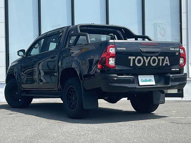 トヨタ ハイラックス Z GRスポーツ 山形県 2023(令5)年 2.2万km アティチュードブラックマイカ 禁煙車/純正8インチナビ/（Bluetooth/AM/FMUSB)/全方位カメラ/プリクラッシュセーフティ/前後コーナーセンサー/追従クルーズコントロール/レーンキープアシスト/前後ドライブレコーダー/ETC/D席パワーシート/ハーフレザーシート/ステアリングスイッチ/パドルシフト/アイドリングストップ/LEDヘッドライト/オートライト/純正フロアマット/RAYS17インチアルミホイール