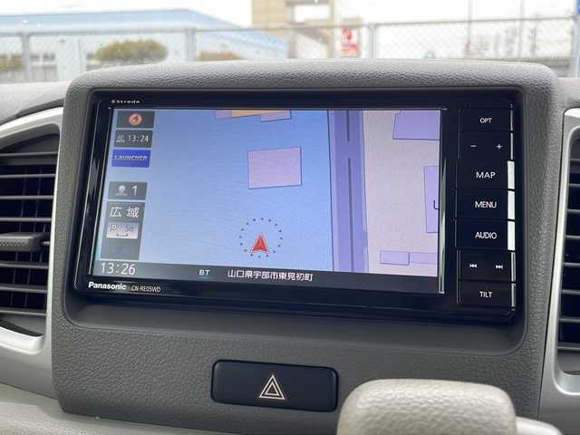 スズキ スペーシア X 山口県 2016(平28)年 6.4万km クリスタルホワイトP 社外ナビ/フルセグテレビ/DVD再生機能あり/Bluetooth/バックカメラ/片側パワースライドドア/デュアルカメラブレーキサポート/ETC/シートヒーター/純正フロアマット/レーンキープアシスト/衝突被害軽減システム/プッシュスタート