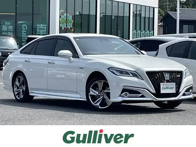 トヨタ クラウン ハイブリッド RS アドバンス Four 島根県 2018(平30)年 10.1万km ホワイトパールクリスタルシャイン 4WD/サンルーフ/純正エンジンスターター/純正メモリナビ/CD/DVD/DTV/Bluetooth/バックカメラ/ステアリングスイッチ/レーダークルーズコントロール/純正ドライブレコーダー/ビルトインETC/ロードサインアシスト/先行者発信告知/クリアランスソナー /BSM/HUD/パーキングアシスト/レーンキープアシスト/横滑り防止機能/ハーフレザーシート/シートヒーター/パワーシート/LEDオートライト/フォグランプ/オートマチックハイビーム/保証書/取扱説明書/純正フロアマット/純正ドアバイザー/スペアキー×１/カードキー×１