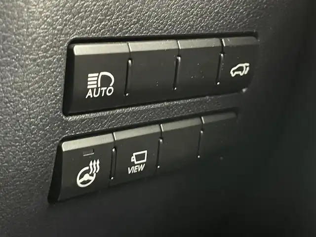 レクサス ＮＸ 300 Iパッケージ 千葉県 2019(平31)年 3.2万km ソニッククォーツ 衝突軽減ブレーキ/全方位カメラ/純正１０インチナビ/フルセグＴＶ/レーダークルーズコントロール/ＥＴＣ/パワーシート/シートヒーター/コーナーセンサー/純正１７インチアルミホイール/ＬＥＤヘッドライト