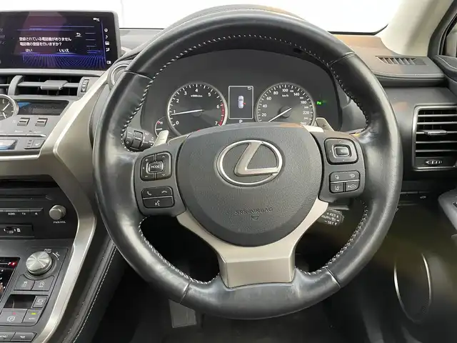 レクサス ＮＸ 300 Iパッケージ 千葉県 2019(平31)年 3.2万km ソニッククォーツ 衝突軽減ブレーキ/全方位カメラ/純正１０インチナビ/フルセグＴＶ/レーダークルーズコントロール/ＥＴＣ/パワーシート/シートヒーター/コーナーセンサー/純正１７インチアルミホイール/ＬＥＤヘッドライト