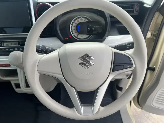 スズキ スペーシア HYBRID X 広島県 2023(令5)年 0.7万km シフォンアイボリーメタリック ○走行距離：6420km（検査時）/ワンオーナー/スズキ セーフティサポート/デュアルカメラブレーキサポート/車線逸脱警報/先行車発進お知らせ機能/誤発進抑制機能/両側パワースライドドア/ハイビームアシスト/スマートキー/保証書あり/取扱説明書あり